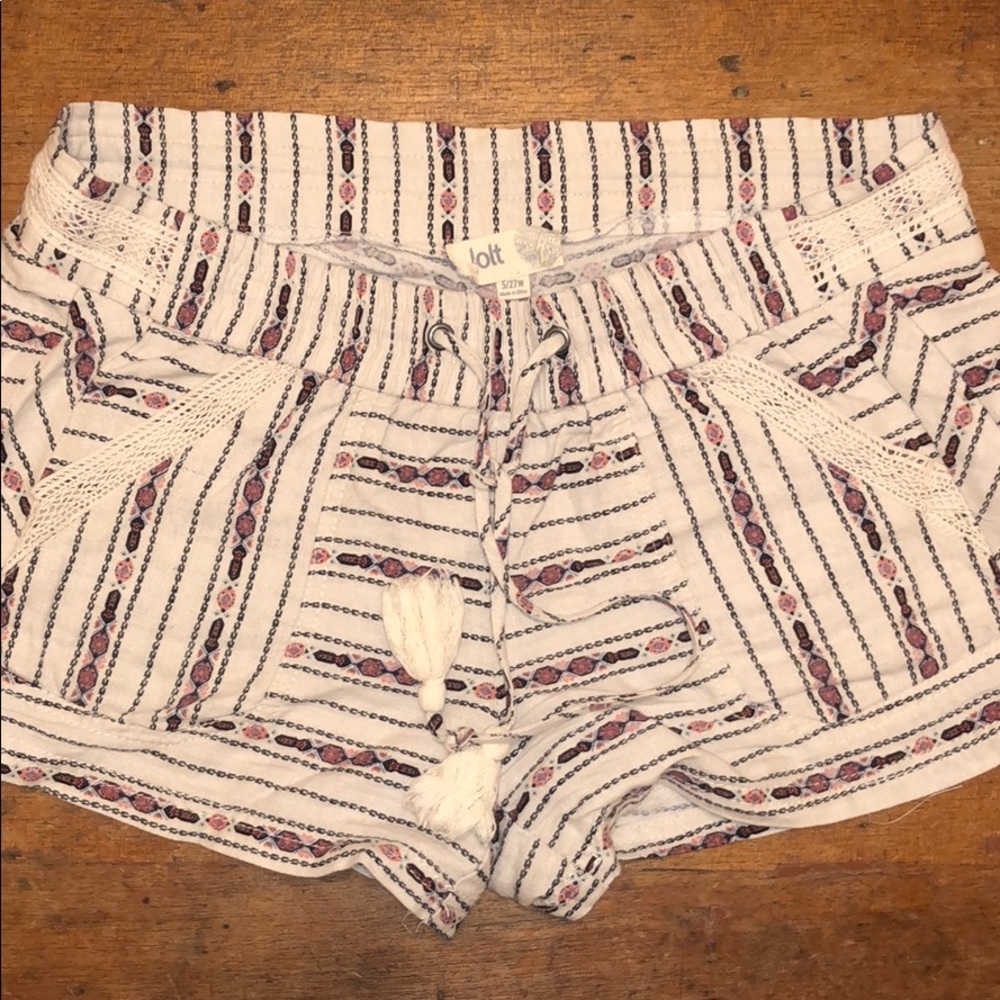 Linen Embroidered Shorts